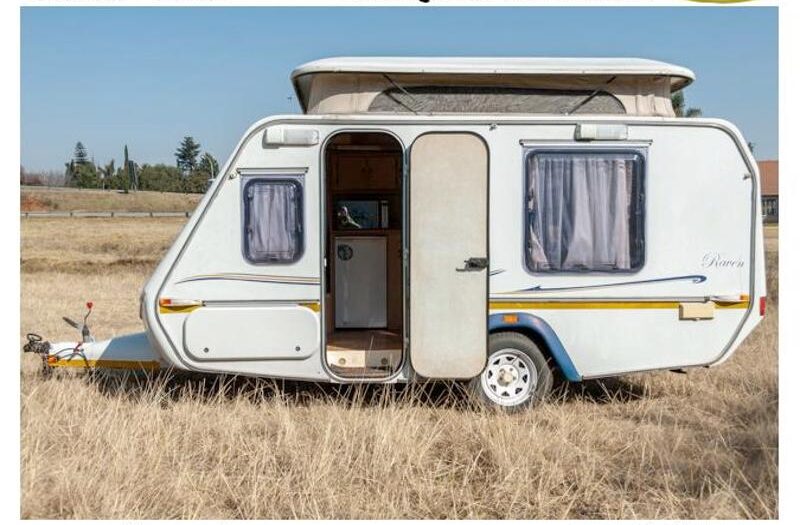 2005  Gypsey Raven Caravan (On road)