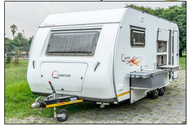 2025  Quantum Pinnacle Caravan (On road)